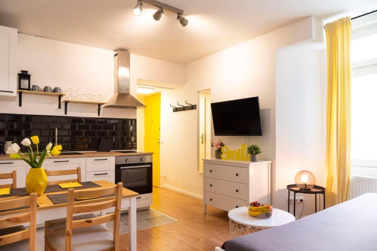 2 Bedroom In Great Location In Kreuzberg Berlin Luaran gambar